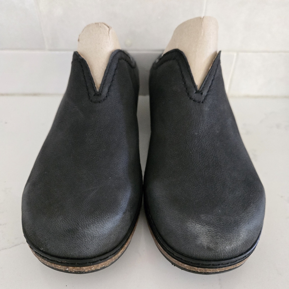 Earth Kolia Round Toe Slip-on Casual Clogs Matte Black Suede Leather Cork Size 9 - Picture 4 of 9